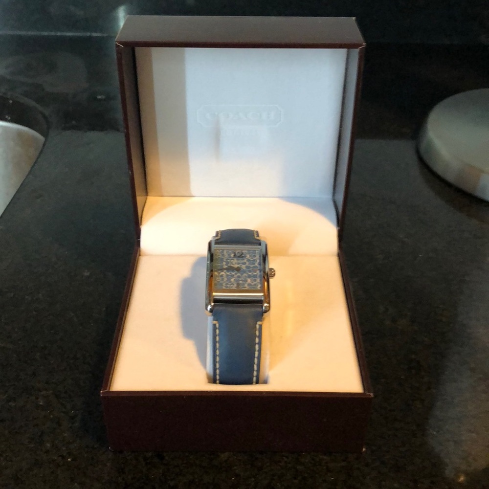 Coach watch NWT